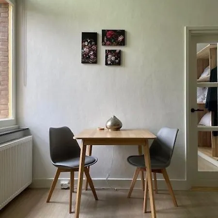 Vakantiewoning De Pastorie Apartment